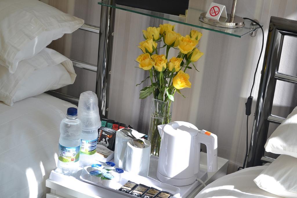 טנבי White Rose Guest House חדר תמונה